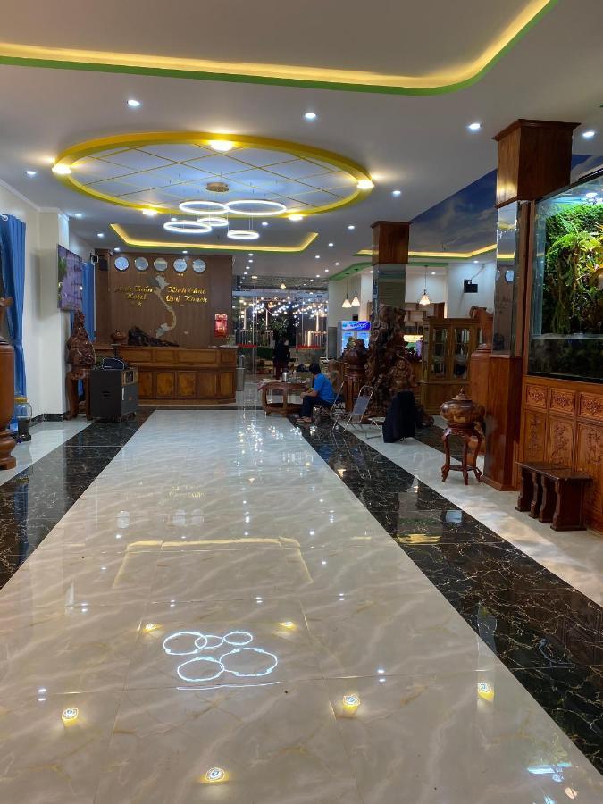 Anh Tuan Hotel & Coffee - Pleiku, Gia Lai Экстерьер фото