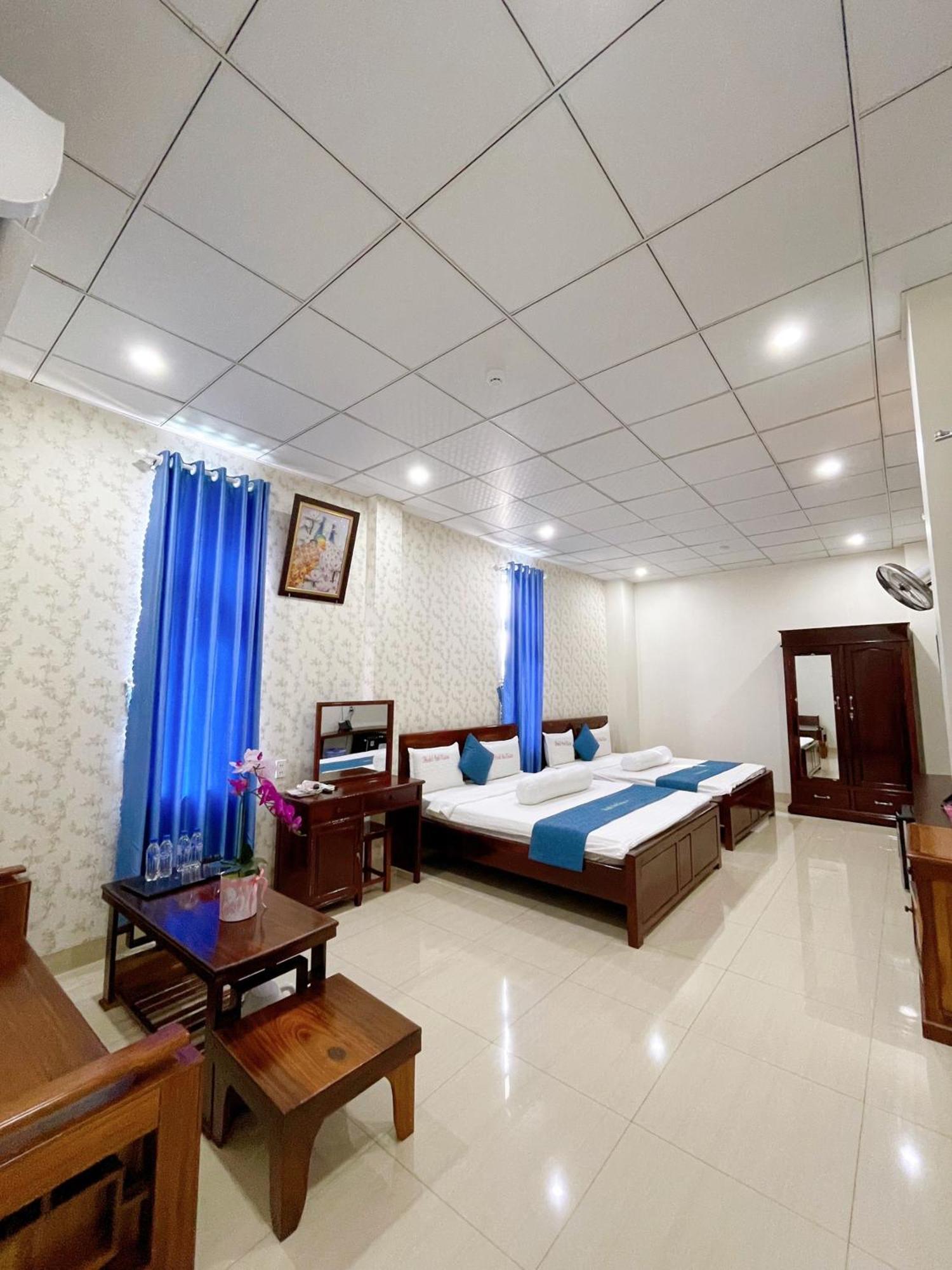 Anh Tuan Hotel & Coffee - Pleiku, Gia Lai Экстерьер фото