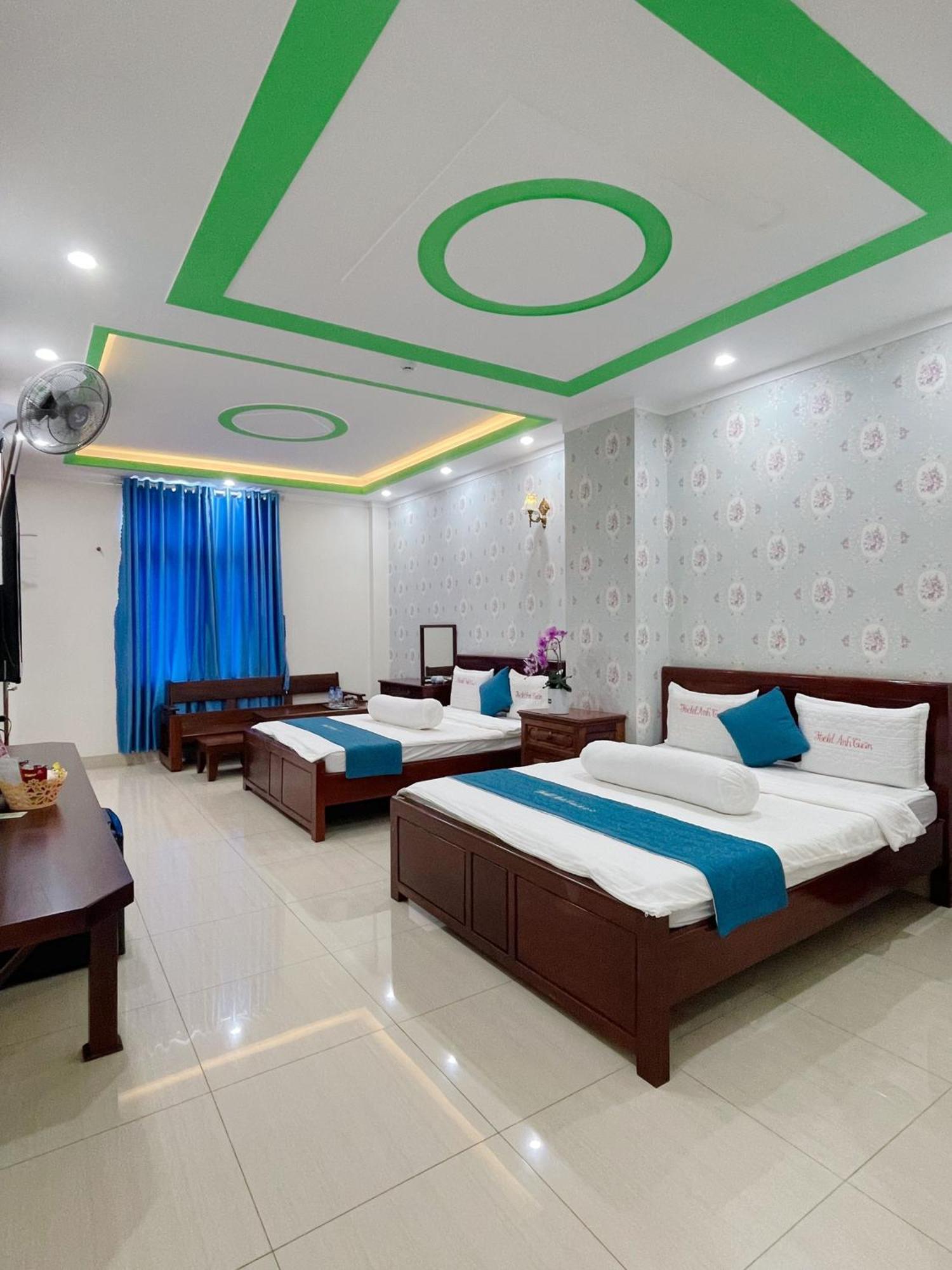 Anh Tuan Hotel & Coffee - Pleiku, Gia Lai Экстерьер фото
